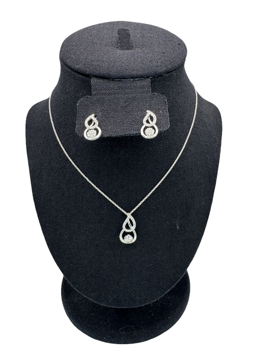 Elegant Teardrop Jewelry Set