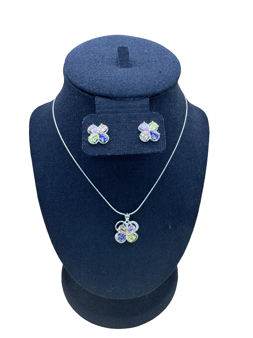 Multicolor Crystal Silver Flower Pendant Necklace Set